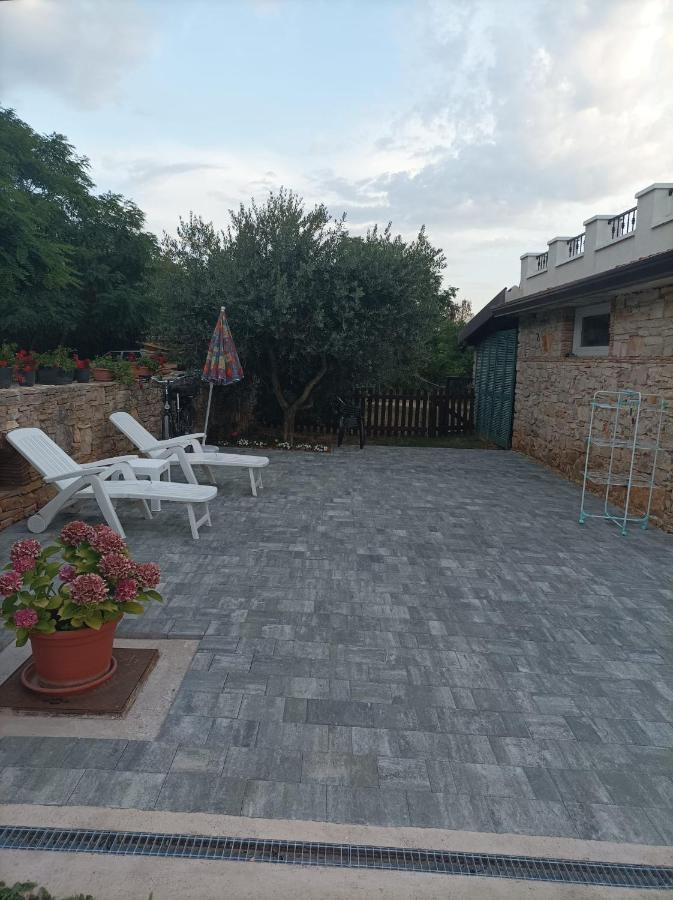 Private Accommodation Kanegra Umag Exterior foto