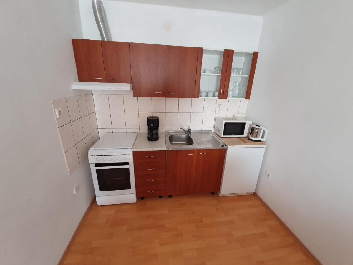 Private Accommodation Kanegra Umag Exterior foto